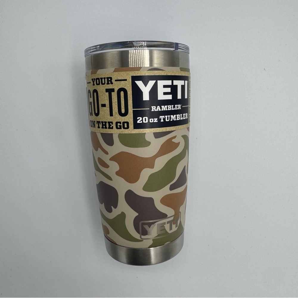 YETI Tan Camo 20 oz Tumbler - Picture 2 of 4